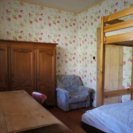 Private In Tallin, Pelguranna C * Tallinn